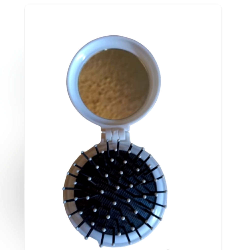 Folding Brush Hair With Mirror